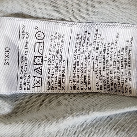 OLD NAVY WOMAN'S JEANS - Picture 10 of 10